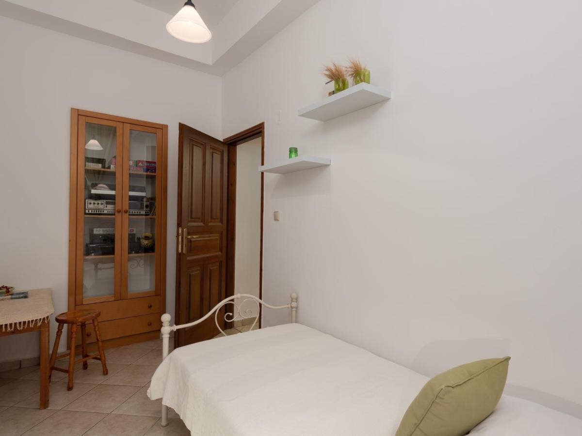 Apartment Aura Traditional *