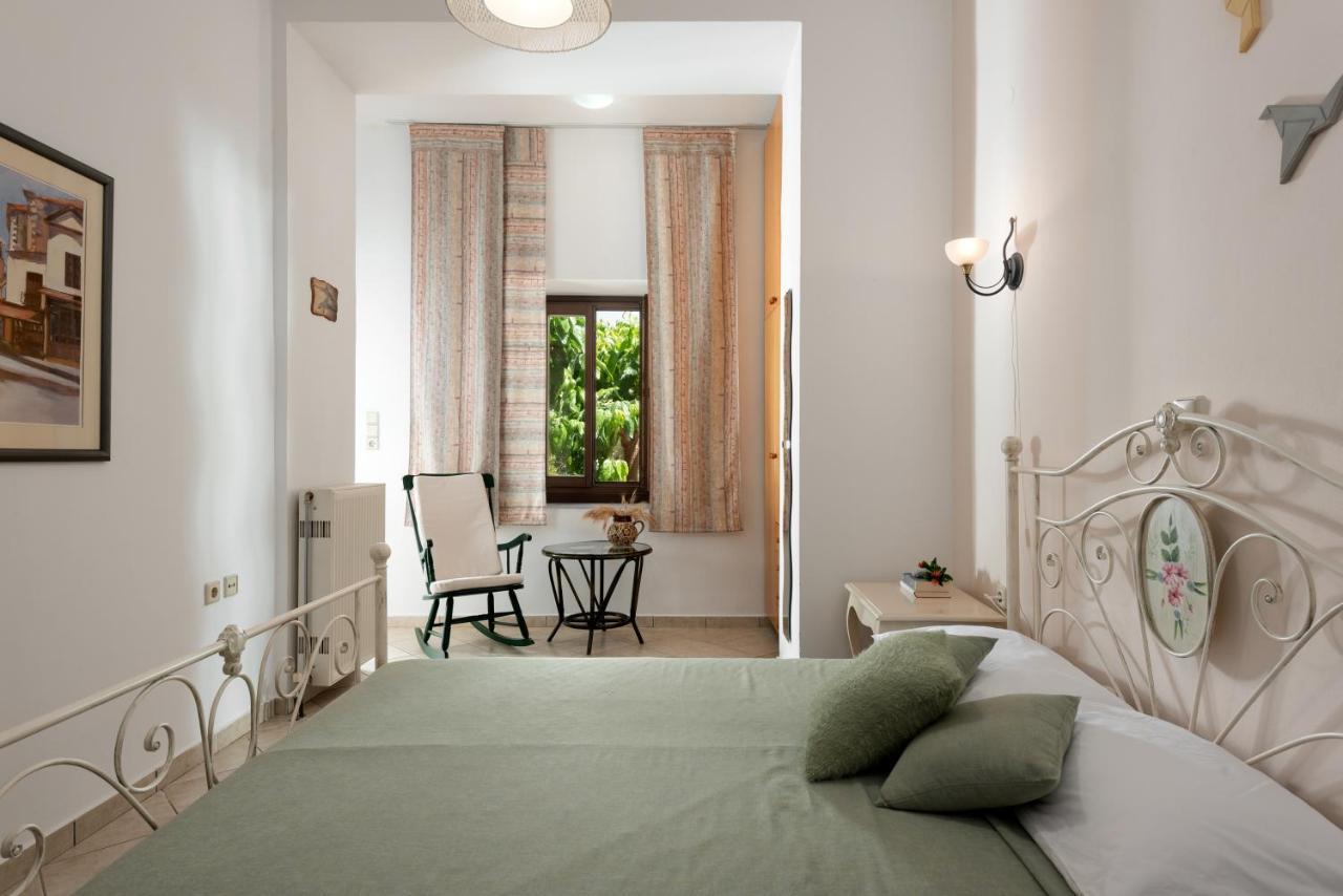 Aura Traditional * Prines (Rethymno)